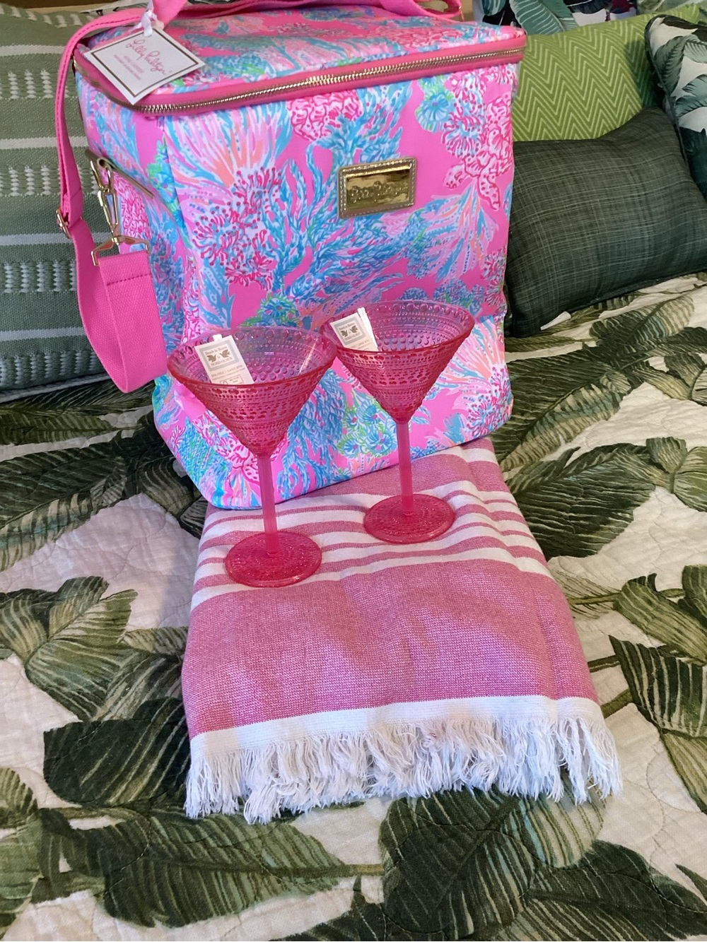 Lilly Pulitzer Hot Pink Coastal Floral Cooler Tote with Pink Glasses